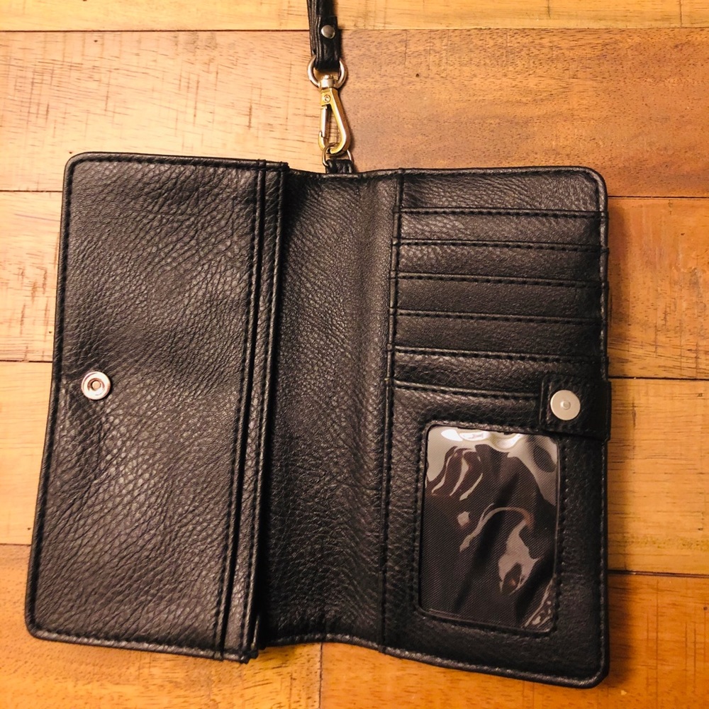 🖤 black wristlet/ IPhone case📱